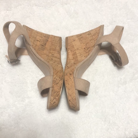 Charles by Charles David Sandals size 5M - Picture 4 of 6